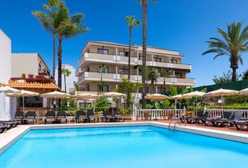 Hotel, Don Manolito