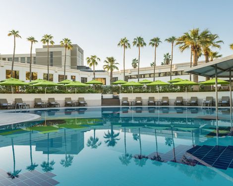 Le Méridien Dubai Hotel & Conference Centre-1
