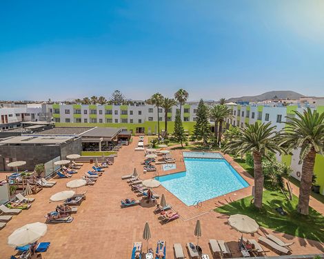 LIVVO Corralejo Beach-1