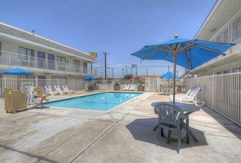 Hotel, Motel 6 San Antonio Ft Sam Houston