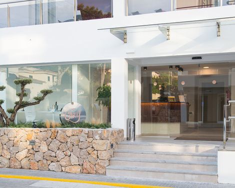 Chevy Hotel & Suites-4