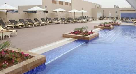 Metropolitan Hotel Dubai