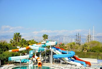 Hotel, LRS Lake & River Side Hotel & Spa