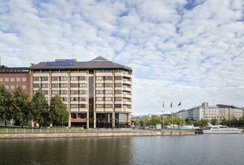 Hotel, Hilton Helsinki Strand