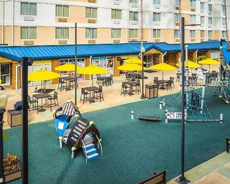 Fairfield Inn & Suites Orlando Lake Buena Vista in the Marriott Village-1