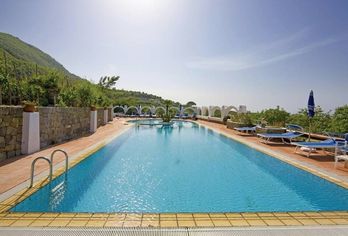 Hotel, Poggio Aragosta