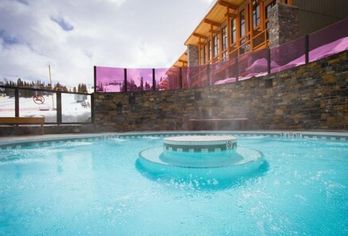 Sunshine Mountain Lodge
