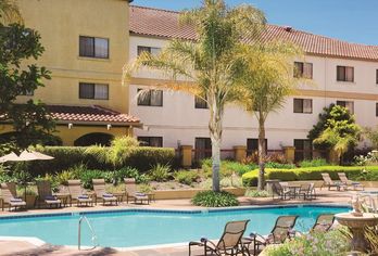 Hotel, DoubleTree by Hilton Hotel Sonoma Wine Country