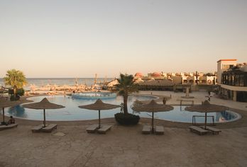 Hotel, Blue Reef Resort