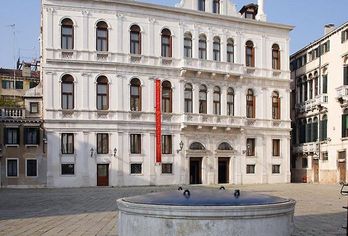 Hotel, Ruzzini Palace