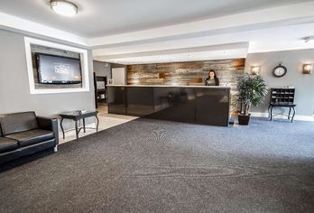 Hotel, Hotel Faubourg Montreal