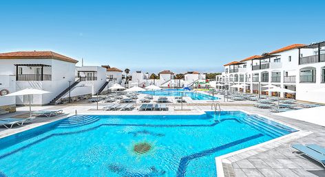 Broncemar Beach Suites Hotel