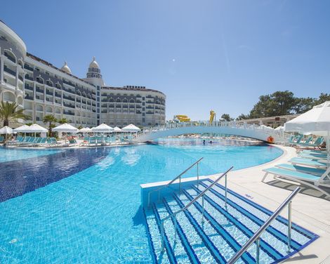 Diamond Premium Hotel & Spa-0