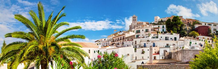 Ibiza Urlaub für junge Leute Hotels Pauschalreise Panorama of Ibiza