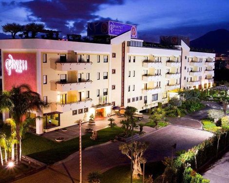 Abalon Pompei Resort-1