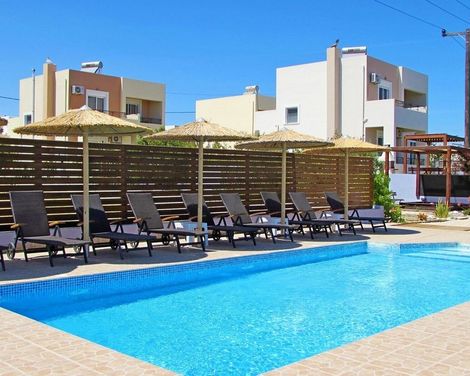 Gennadi Blue Hotel-2