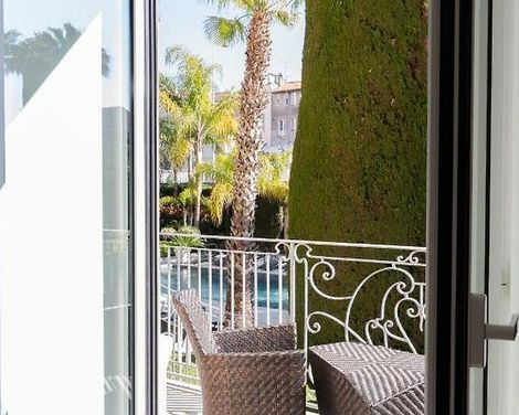 Golden Tulip Cannes Hotel De Paris-2