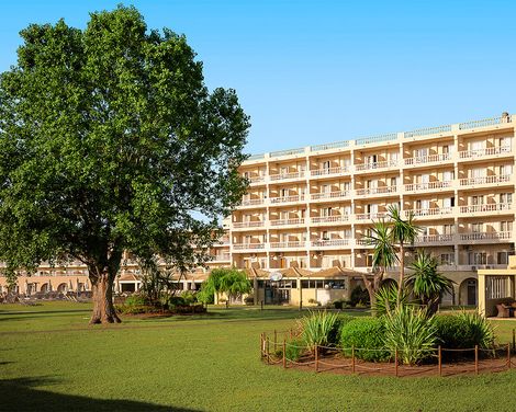 Canvas by Mitsis Messonghi-4