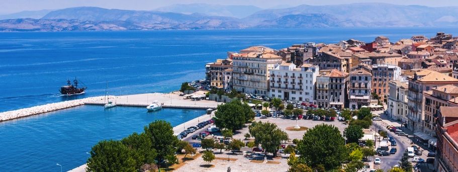 Ausblick auf Korfu Stadt