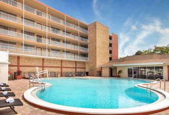 Hotel, Ramada by Wyndham Tampa Airport Westshore