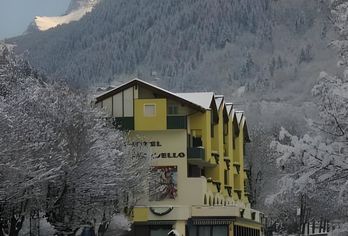 Hotel, Hotel Mirabello