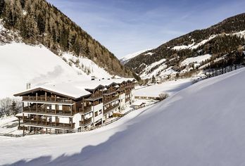 Hotel, Almina Family & Spa