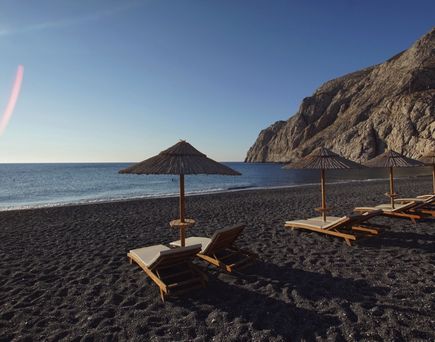 Kamari Beach