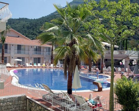 Blue Lagoon Delux Hotel-4