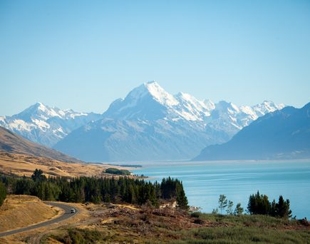 Camper Neuseeland Urlaub Reisen Mount Cook und See