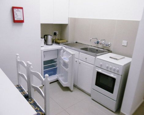 Hilltop Gardens Hotel Apartments-4