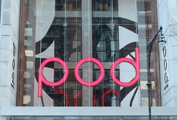 Hotel, Pod Times Square