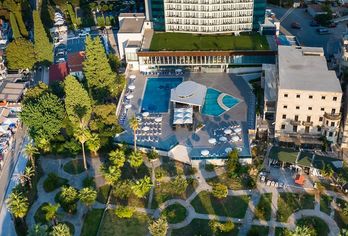 Hotel, Grand Hotel Park