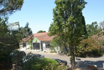 Hotel, l’Hôtel Noemys Arles