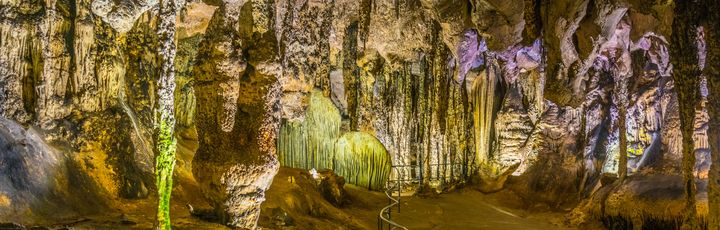 Tropfsteinhöhle