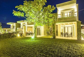 Hotel, Sunny Hill Hotel