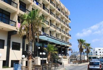 Hotel, Canifor Hotel
