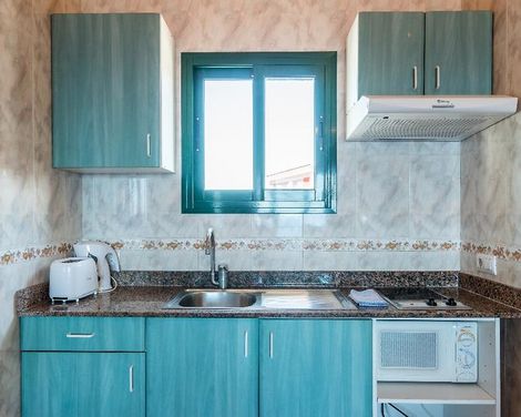 Apartamentos Moon Dreams Cabo de Baños-3