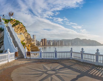 Costa Blanca Treppen zum Balkon am Meer