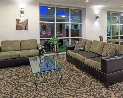 Days Inn by Wyndham Seatac Airport-4