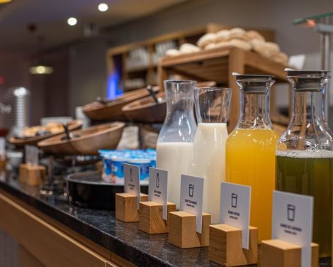 Holiday Inn Express Lisbon Airport-2