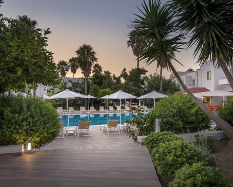 Alexandra Beach Hotel-3