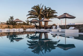 Hotel, Ostraco Suites