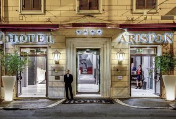 Hotel, Ariston