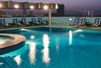 Hotel, Montreal Barsha Hotel