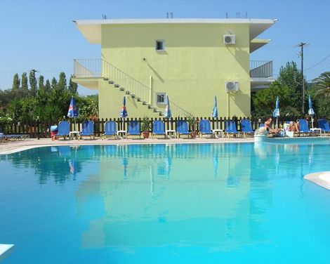 Amadeus Hawaii Studios & Apartments-1