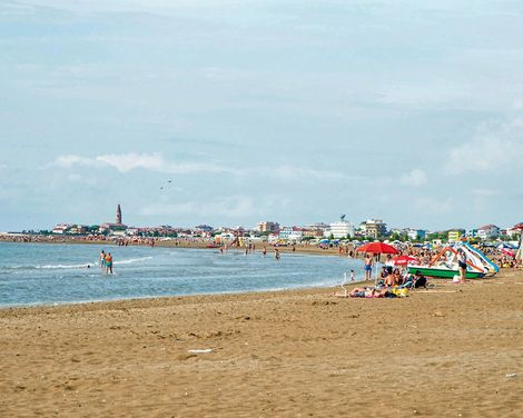 Camping Laguna Village Mobile Homes by Happy Camp-3