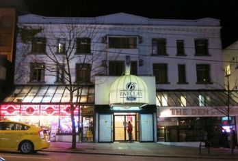 Hotel, Barclay