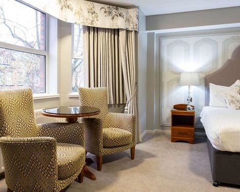 Malone Lodge Hotel & Apartments-4