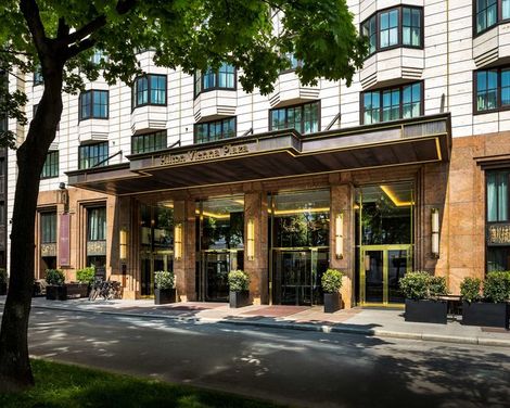 Hilton Vienna Plaza-1