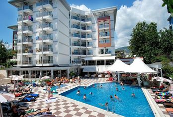 Grand Okan Hotel